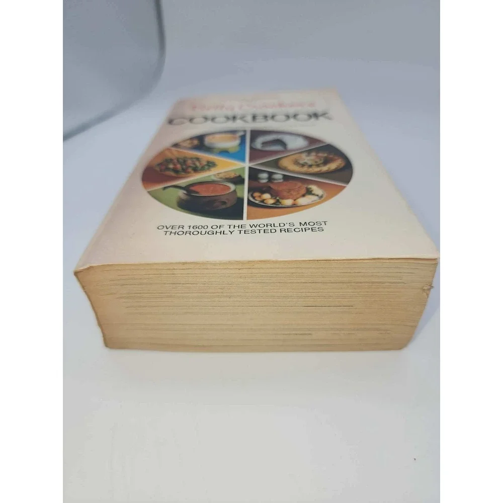 Vintage Cooking with Betty Crocker 4 Book Boxed Set Cookbook Desserts 1970s - Picture 5 of 14